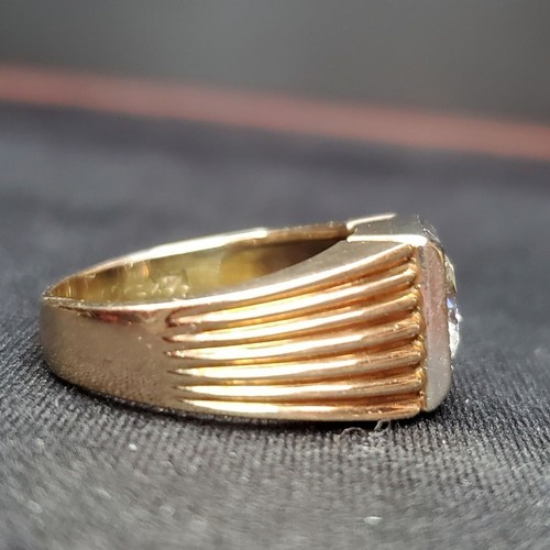 Vintage 14Kt Yellow Gold 1.42ct Solitaire Round Brilliant Cut Diamond Ring - Picture 3 of 12