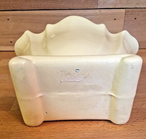 Art Deco Royal Haeger Style Ceramic Fluted Pale Yellow Cream Floral Vase - Picture 4 of 6