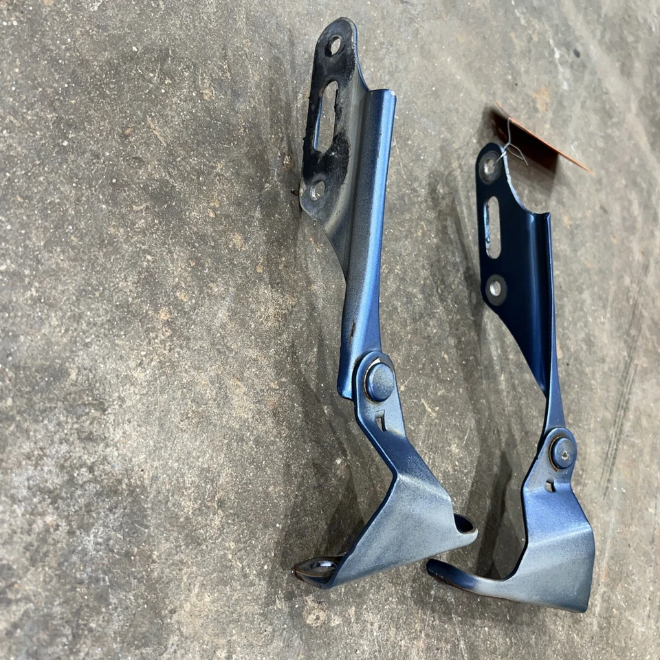 Conjunto de dobradiças para capô Honda Element 2003-2008 azul fabricante de equipamento original E10043 - Imagem 4 de 4