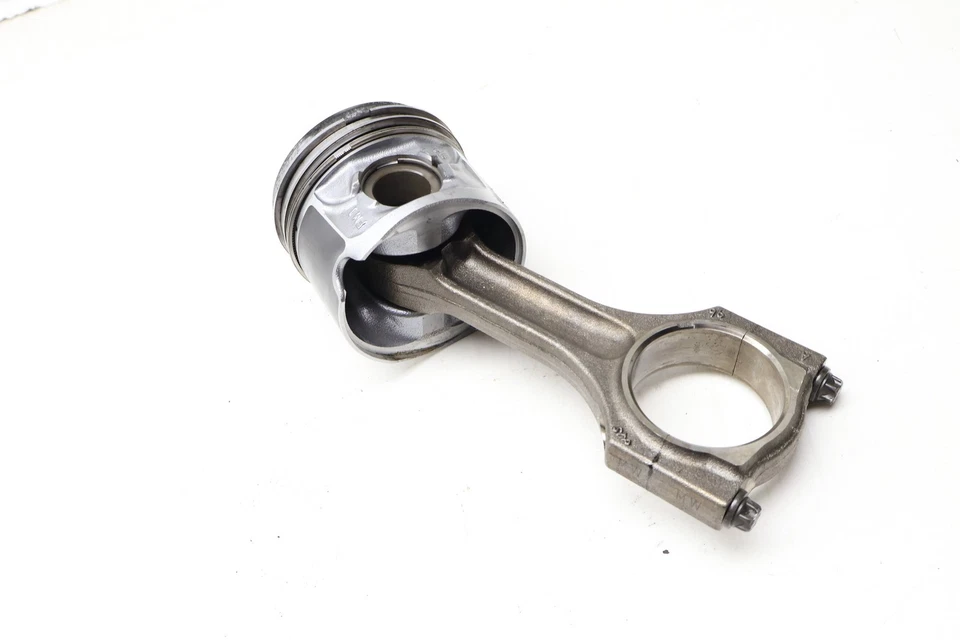 BMW 328D XDRIVE 2014-2018 2,0 L - pistón con varilla de conexión 8580699 Foto 2 de 4