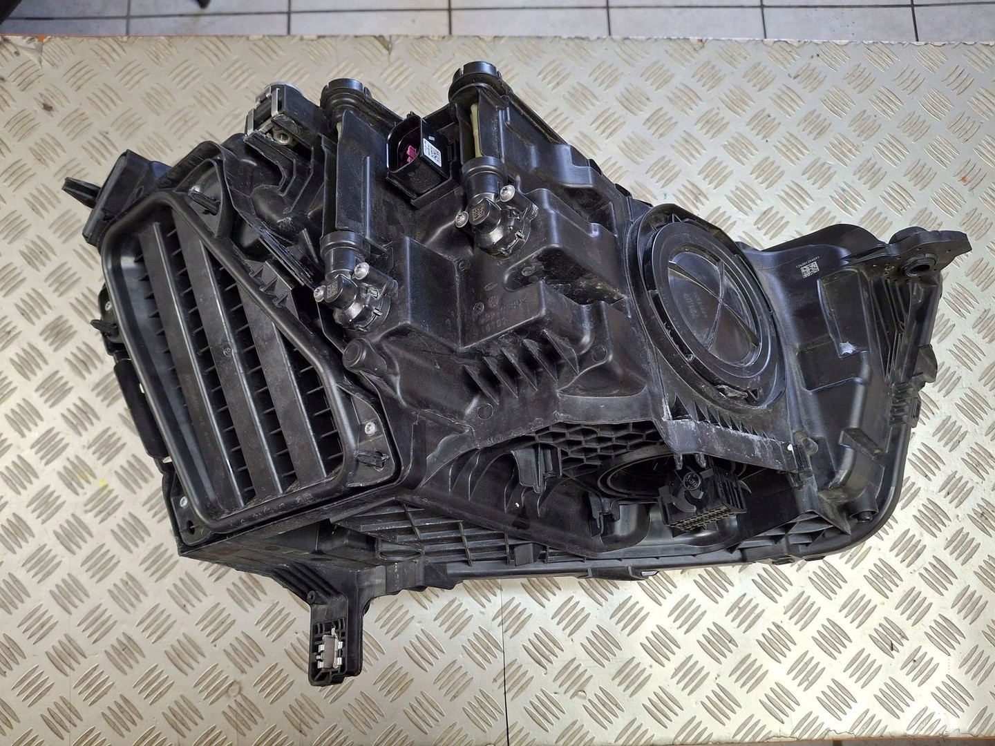 Picture 4 of 12