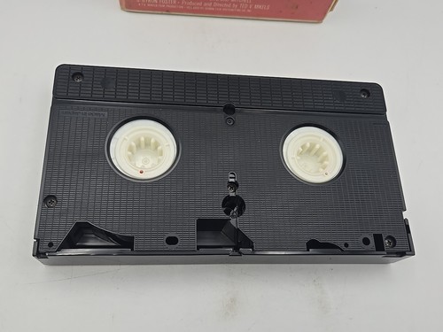 The Corpse Grinders VHS Video 1971 Horror Gore Clamshell Ted V Mikels - Picture 7 of 13