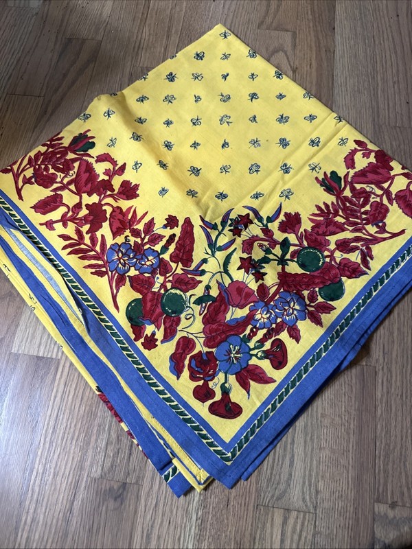 Vintage Williams Sonoma Provence French Tablecloth 70 x 70 Yellow Floral Bee