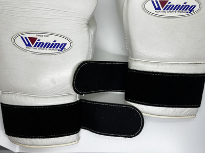 Winning Boxing Gloves MS500B 14oz White Pro Tape Type Japan Used