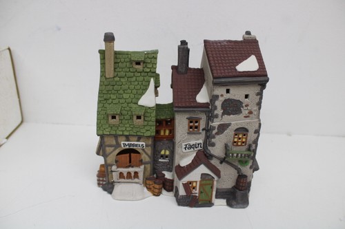 Department 56 Dickens Village Series 1990 Oliver Twist Fagin's Hide-A-Way 5552-2 - Imagen 4 de 10