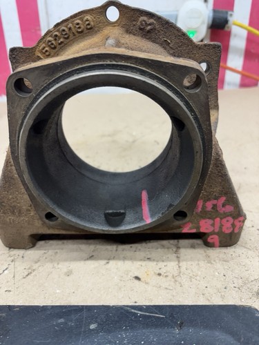 1987 85 1988 CHEVROLET GMC TRUCK K10 K20 Transmission Transfercase ADAPTER MOUNT - Picture 3 of 16