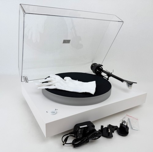 Pro-Ject X2 B Manual Turntable with Sumiko Cartridge - Satin White - OB - Picture 1 of 11