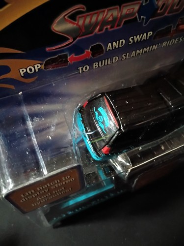 lowrider magazine Swapouts 2004 cadillac escalade - Picture 7 of 8