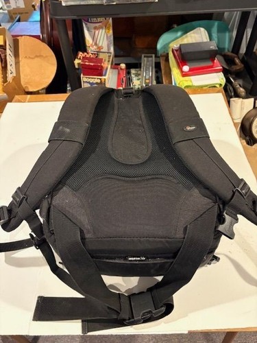 Lowepro CompuTrekker AW Backpack - Picture 4 of 5