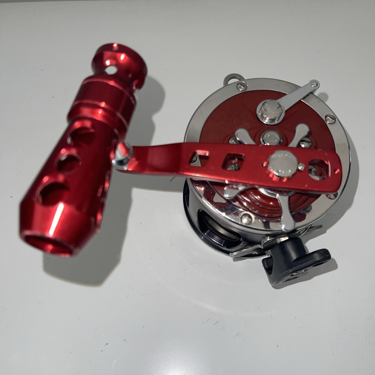 ペンリール　6/0 Penn 114HLW Senator 6/0 Reel with aluminum frame and Pro