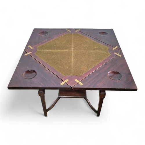 Antique Victorian mahogany folding envelope games table - fold out poker table - Picture 4 of 23