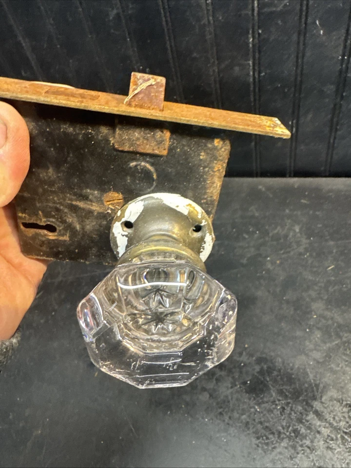 Perillas de puerta antiguas púrpura 8 puntos perillas de vidrio con cerradura de llave esqueleto Foto 3 de 4