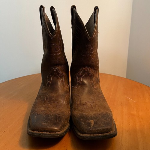 Ariat Boys Size 3 Leather Western Boot Square Toe Cowboy Equine Farm Work Boots - Picture 3 of 6