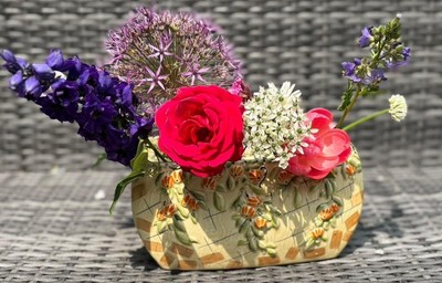 Art Deco Myott Sohn & Co handbemalter Blumenziegel 