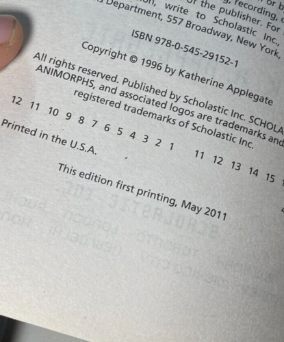 Animorphs #2 - The Visitor by K.A. Applegate 2011 Paperback First Printing Holo - Picture 4 of 8
