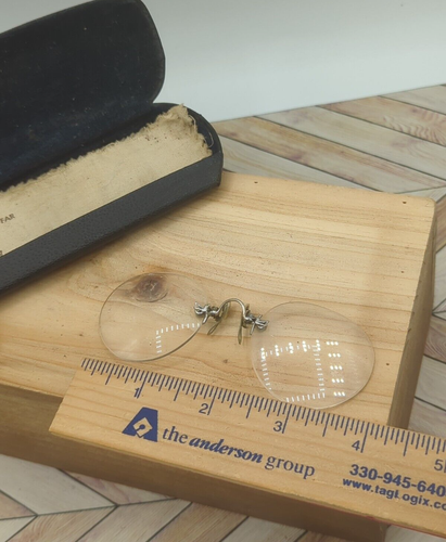 Antique Eyeglasses Nose Bridge Type No Frame Or Rims Univis Brand - Picture 2 of 11