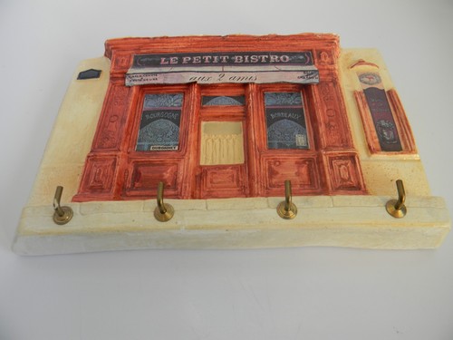 Le Petit Bistro Chalk 4 Key Holder - Picture 2 of 5