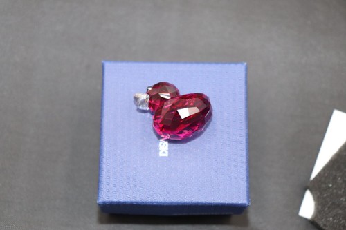 Swarovski 1041290 Sweet Alicia Mini Happy Duck Crystal Figurine With Box - Picture 13 of 14