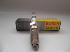 Bosch HR8MEV Zündkerze 0242229650 passend für FORD MAZDA VOLVO
