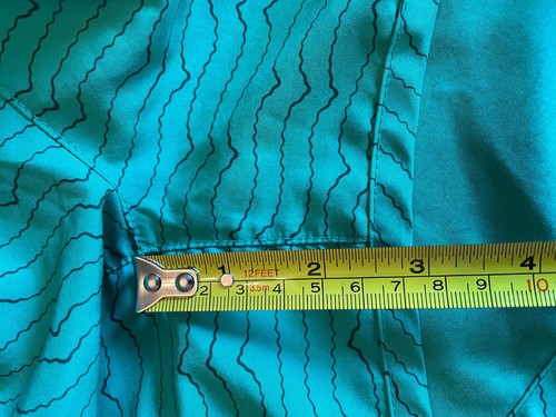 Nike Laufshorts Damen Gr. Medium grün Dri-Fit gefüttert Reißverschlusstasche - Bild 14 von 14