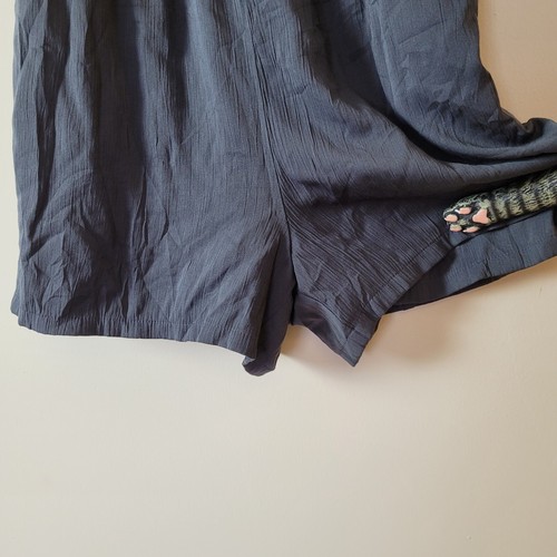 Lou Grey Strampler Shorts Damen S Petite Grau Tank Taschen Y2K Boho Grunge Tanz. - Bild 18 von 24
