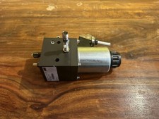 Lincoln  PMA 2-2-60-230AC pump 651-40947-3