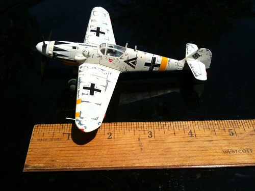 Corgi Messerschmitt Bf 109G Erich Hartmann, 352 Aerial Victories Hungary 1:72 - Picture 4 of 22
