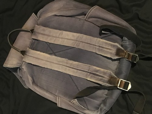 Everlane Twill Snap Backpack, Gray (Discontinued) - Afbeelding 2 van 4