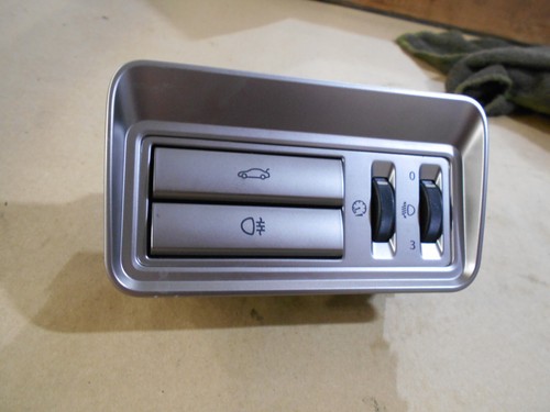 Jaguar XF Nebellampe und Kofferraumdeckel Switchpack. 8X23-11654-BC. 2008-2011 - Bild 1 von 2