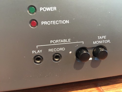 NAD 310 STEREO INTEGRATED AMPLIFIER 212 - Imagen 8 de 10