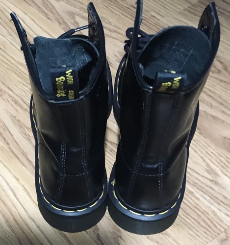 Dr Martens 1460 W Lace Up Combat Boots Smooth Black Leather Women Size 7 US NWOB - Picture 13 of 17