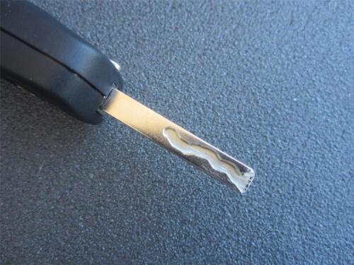 Genuine GM Keyless Entry Remote Car Key Fob Chevrolet Cruze SS Malibu Impala - Picture 3 of 10