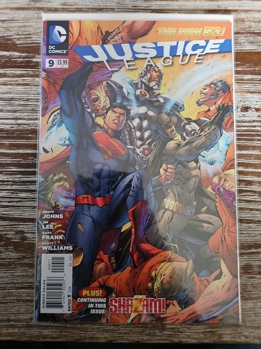 Justice League #9 DC Comics New 52! 2012 Jim Lee Batman/ Shazam  - Picture 1 of 5