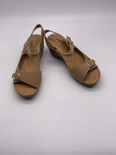 Patrizia by Spring Step Shantay Wedge Sandal Women’s Size 8 Tan/Brown - Picture 4 of 8