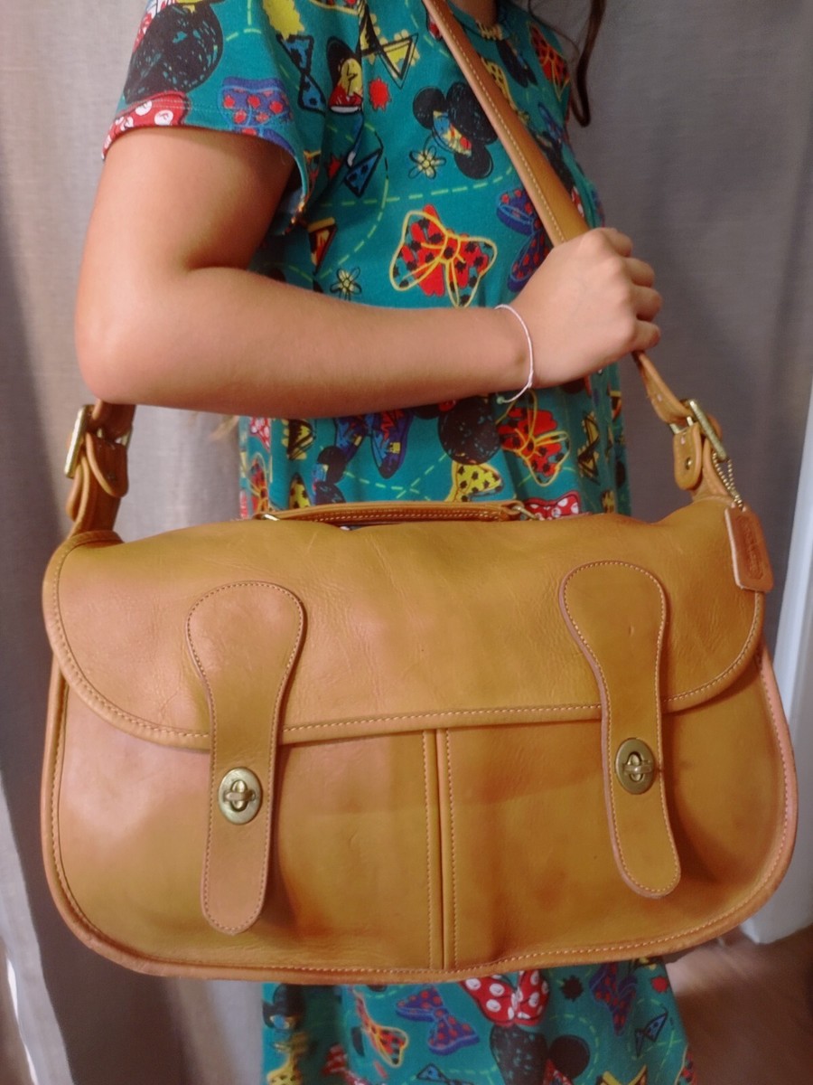 Vintage coach musette bag hotsell