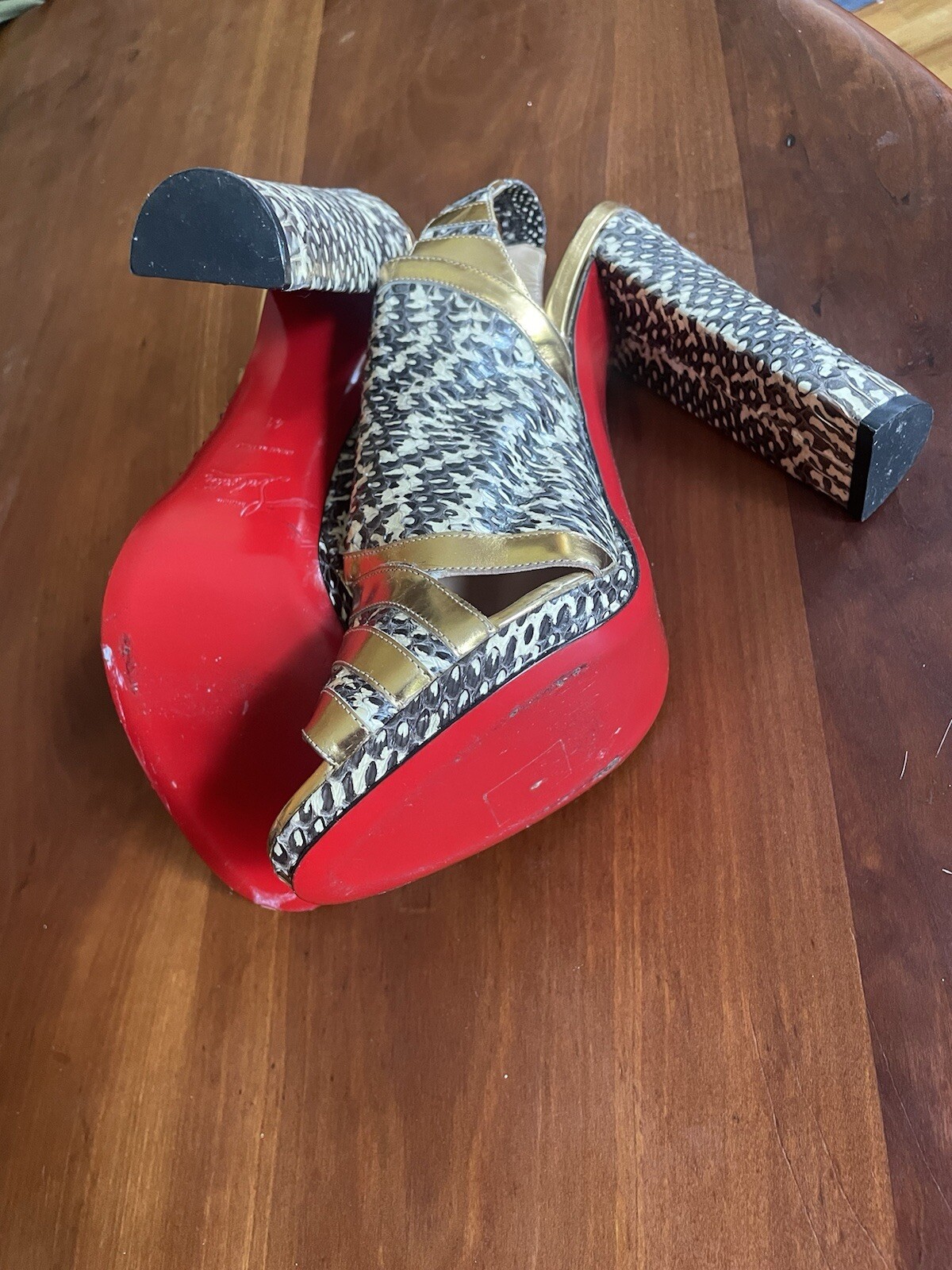 Picture 4 of 5