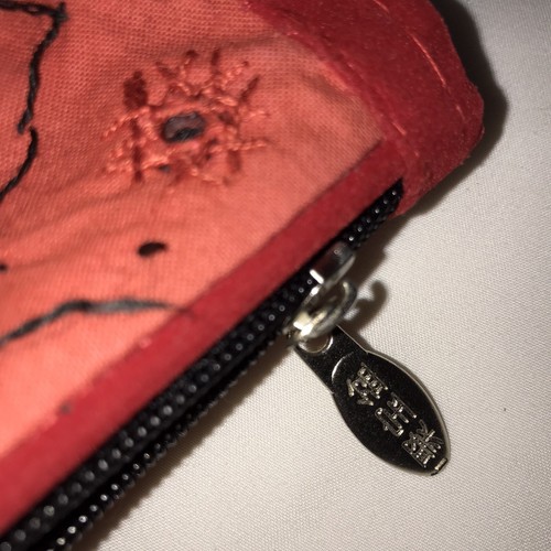 Boho Schultertasche rot bestickt appliziert erweiterbar einzigartig schön Jabu asiatisch - Bild 12 von 12