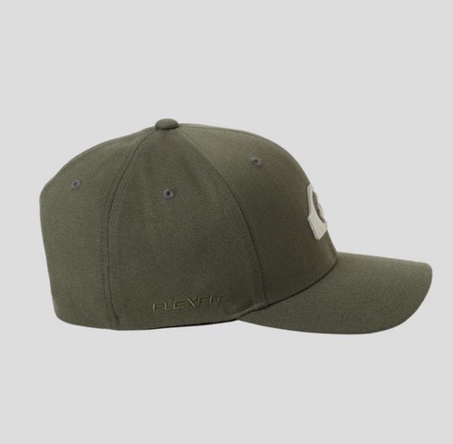 QUIKSILVER Size L/XL Green Mountain and Wave Flexfit Cap Hat Surf Skate Surfing - Picture 3 of 4