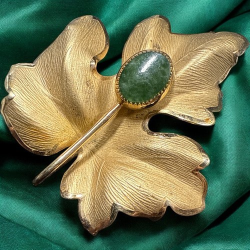 Vintage Inc 12K Gold Filled Leaf Brosche & grüner Stein  - Bild 1 von 3