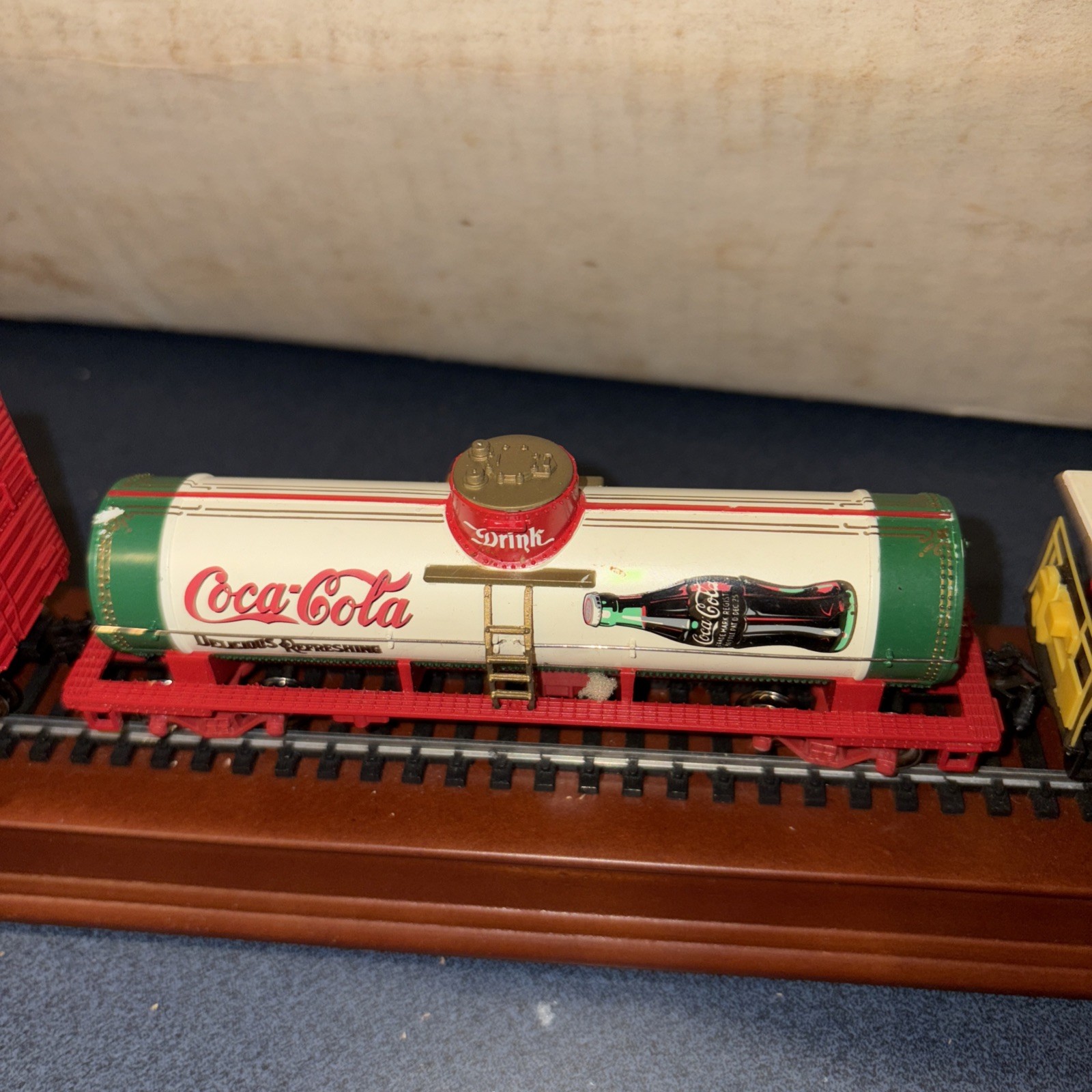 Picture 5 of 8