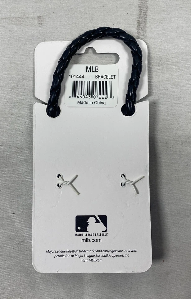 Lot of 16 - MLB Official Milwaukee Brewers Magnetic Bracelets 101444 - NEW - Image 2 of 4