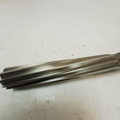 1.3/32 " . (27.781mm ) Hand Reamer, Drive 7/8". Presto. 5.1/2" Flute . - Picture 6 of 9