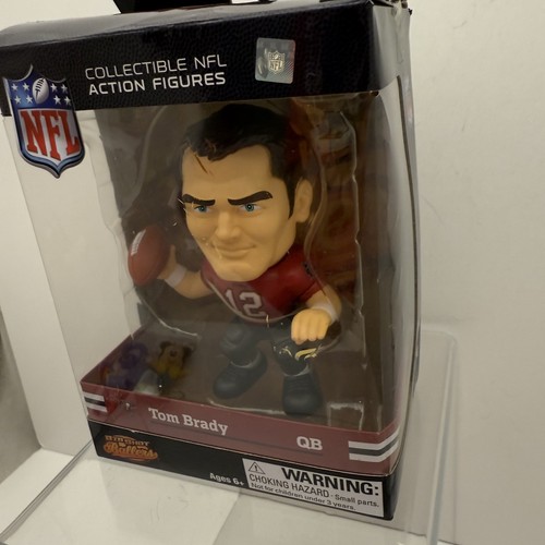 NIB 5” Big Shot Ballers Action Figure # 12 Tom Brady QB Series 2 Tampa Bay - Picture 5 of 14