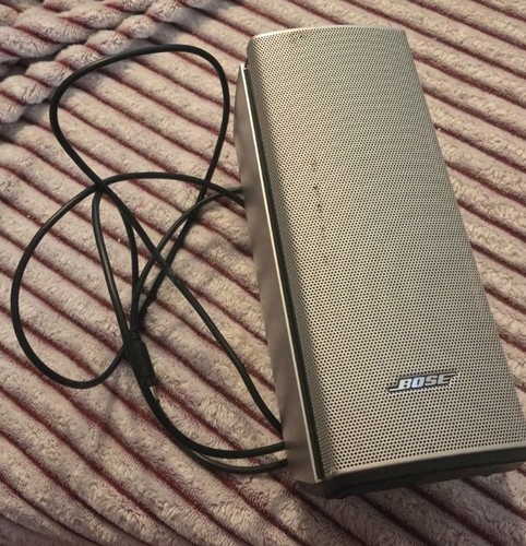 Bose Companion 20 Multimedia Speaker System NUR linker Lautsprecher (silber) - Bild 6 von 6