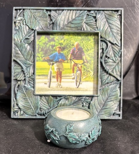 Marco de fotos cuadrado decorativo y vela pintado a mano diseño de hoja oscura + vela - Imagen 8 de 11