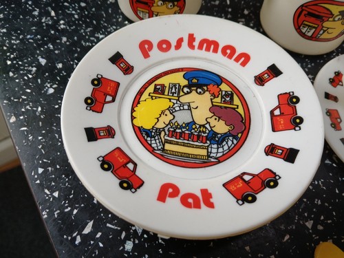 VINTAGE POSTMAN PAT BLUE BIRD TEASET - Picture 6 of 9