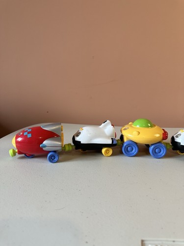ELC Magnetic Spaceship Rocket UFO Vehicles Whizz World Space x5 - 第 2/4 張圖片