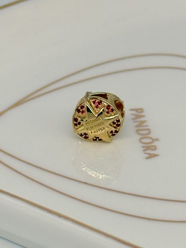 New Genuine Authentic Pandora x Marvel Captain Marvel Insignia Charm 762744C01 - Picture 5 of 7