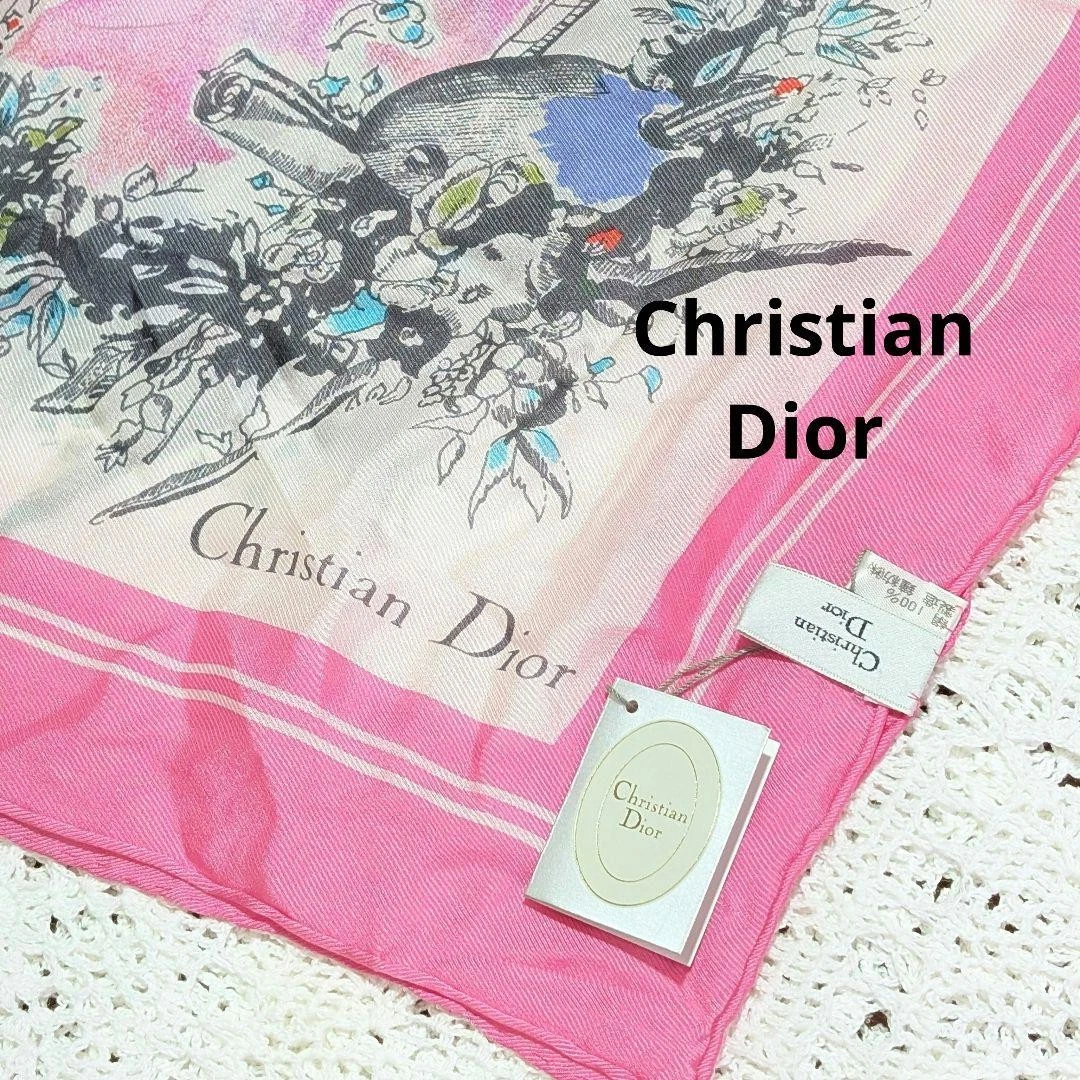 Christian Dior foulard rose blanc soie fleurie femme France 117004