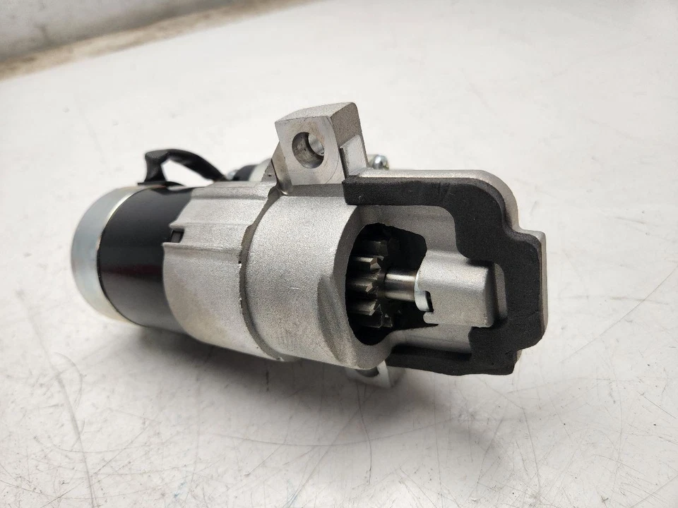 2004-2009 Mazda 3 Remanufactured Starter Motor OEM 2.0L L32718400 - Image 2 of 4